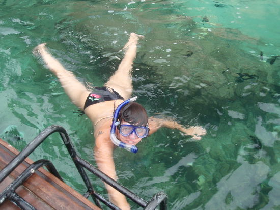 Naddel beim schnorcheln. Es macht doch Spass.
