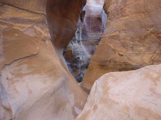 die spannendste Aktion in Petra. der Wadi Muthim. Hier müssen wir durch......