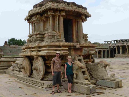 Moana und Manuel und der steinerne Wagen