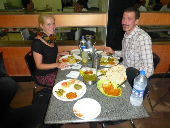 Zurück in Aurangabad, essen wir im Kailash Restaurant...