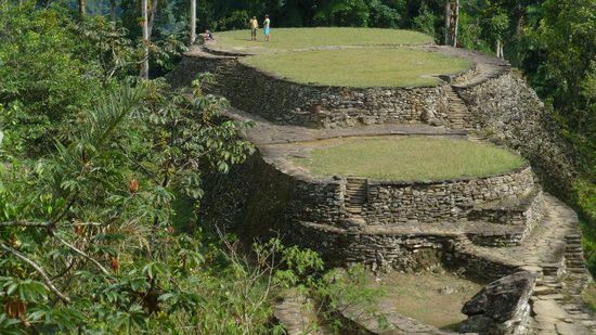 hier hat den schönsten Blick auf die Stadt und die Umgebung, aber warum wählen Menschen einen so abgelegenen Ort zum Leben?