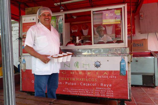 es gibt 4 Größen Ceviche