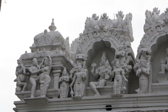 Auch hier wieder unglaublich reich dekoriert - mit allerlei anständigen und unanständigen Figuren und deren Handlungen.