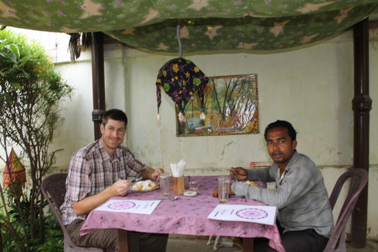 Den Tag mit Müsli zu beginnen ist doch einfacher als mit Curry.