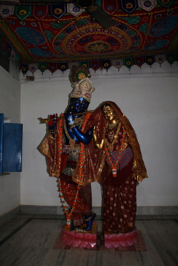 Lord Krishna mit seiner Frau.