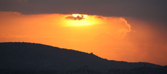 Mit einem zweiten Sonnenaufgang aus den Wolken ...