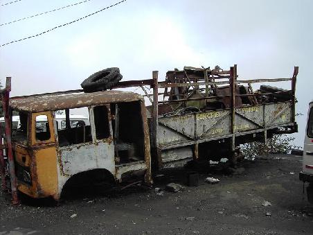 dieser lkw ist ausser dienst, wie noch anderes an diesem tag ...