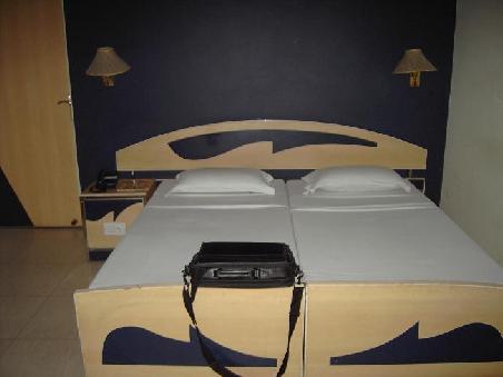doppelzimmer daher doppelbett