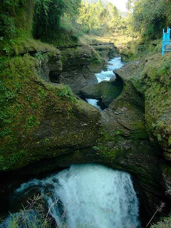 devi falls