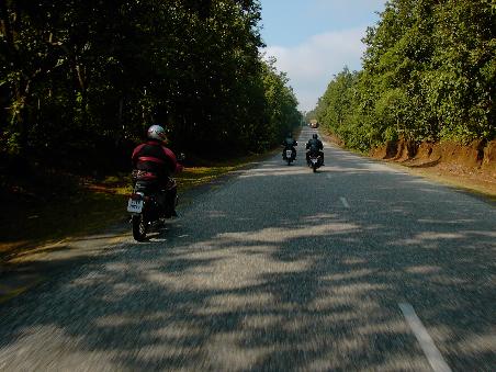 die letzten kilometer auf nepal's strassen