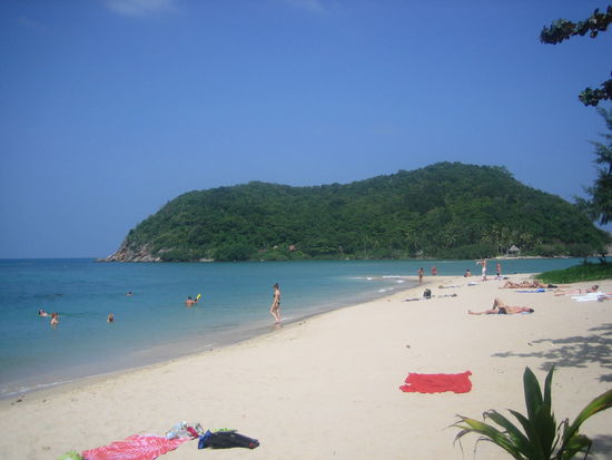 Die kleine Insel Ko Ma ist nur ein paar Minuten entfernt und sogar zu Fuss durchs Meer erreichbar