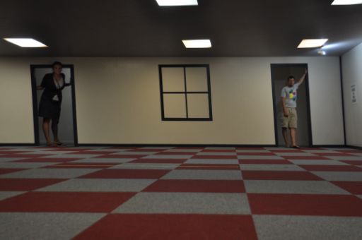 Auf unserer Fahrt zu Duncan besuchten wir die Puzzling World in Wanaka - Die hatten da wirklich ein paar aussergewöhnliche Zimmer