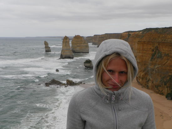 Hier an der Küste ist es, wie man vielleicht erahnen kann, bei so starkem Wind ganz schön frisch.