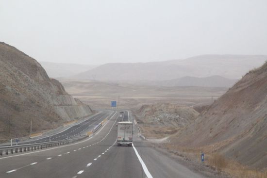 ... durchzogen von super Straßen!