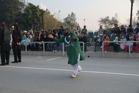 "Steht auf wenn ihr Pakistani seid..."