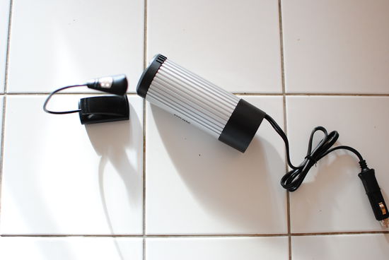 Adapter und Klemmlampe für Ebookreader