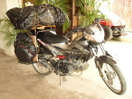 auch von rechts sieht es nicht leichter aus. 
Fertig zur Abfahrt