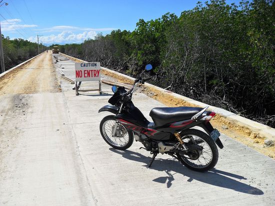 ja nicht das Schild umfahren