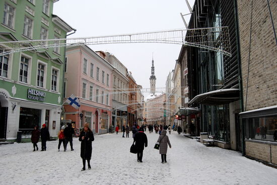 und gingen weiter auf dem Weg "Viru"