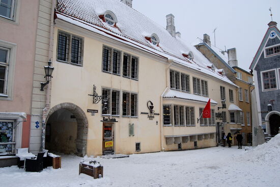 dann gingen wir zur Alten Apotheke hinüber