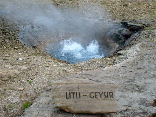 - der kleine Geysir