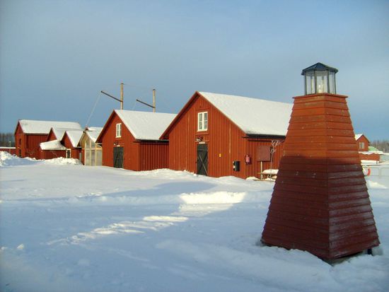 und am nächsten Tag. Im Gästehafen war nichts los, wohl zuviel Eis.