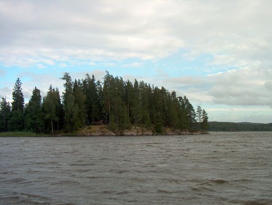 auf die Insel Bockholmen zu