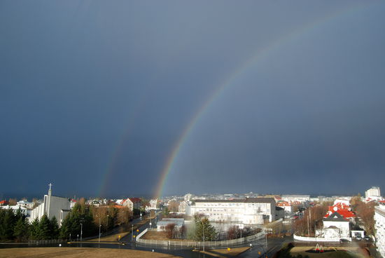 Regenbogen vom Hotelfenster aus