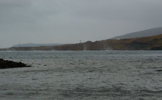 auch wenn darauf die Wasserwirbel tanzen