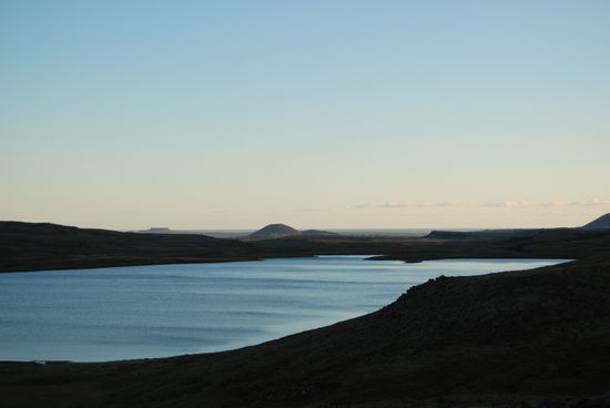 Fahrt über den Berg, die Eldborg kommt in Sicht