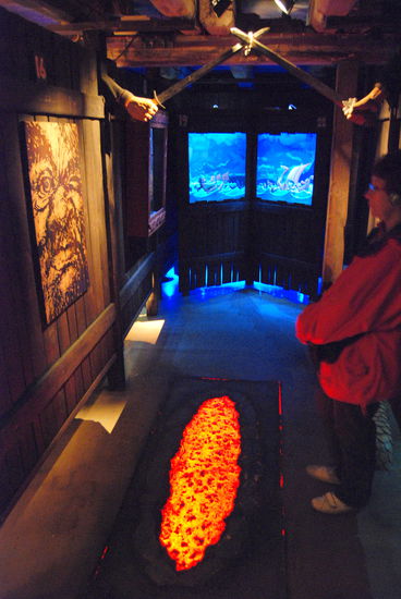 dargestelltes Feuer im Langhaus