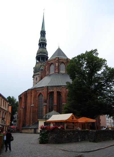 wieder an der S:t Petrikirche