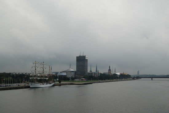 wir verlassen Riga
