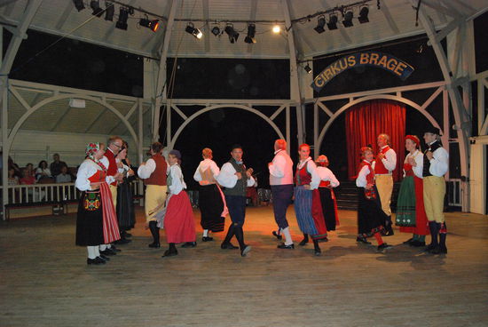 Volkstanzvorführung