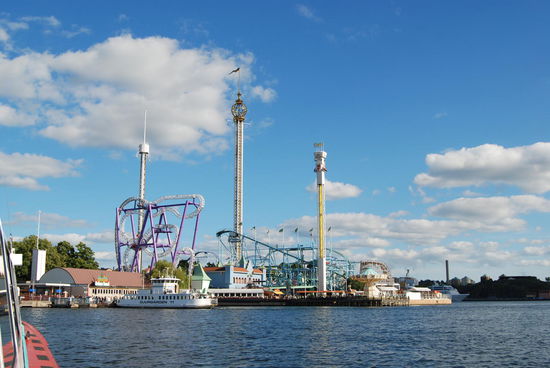Fahrt zum Anleger am Vergnügungspark Gröna Lund