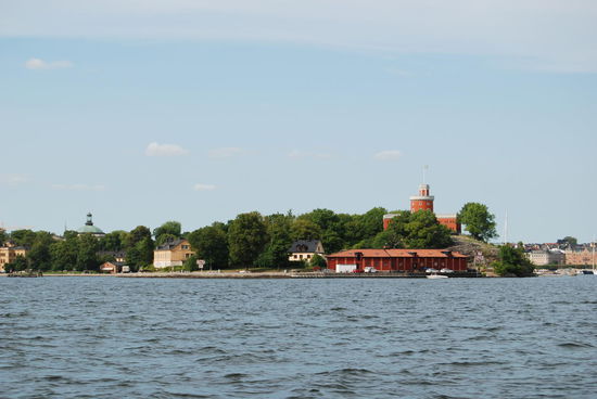 Kastellholmen vorbei