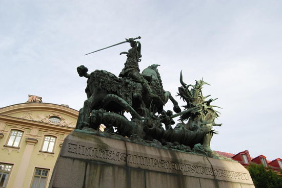 S:t Göran mit seinem Drachen waren