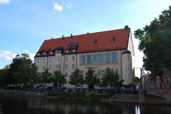 Alfvénsalen an der Fyrisån