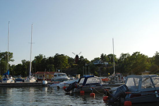 Einfahrt in den Gästehafen von Furusund