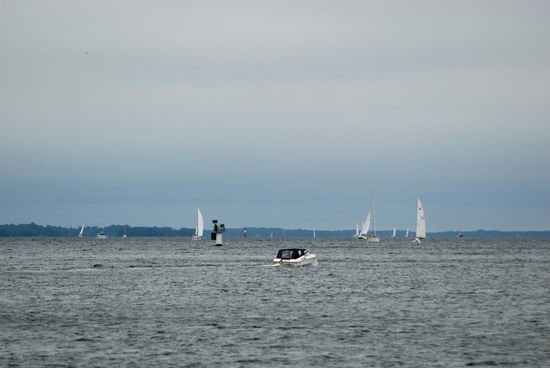 viel Betrieb auf dem Wasser