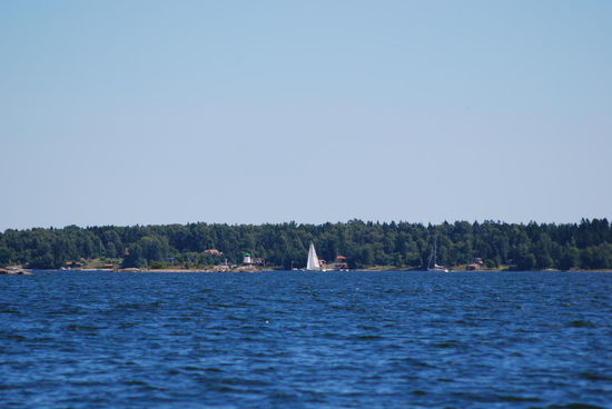 Blick zum Leuchtturm Ålandskobb am großen Farled
