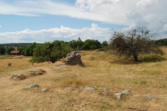 Reste der mittelalterlichen Burg Alsnö hus
