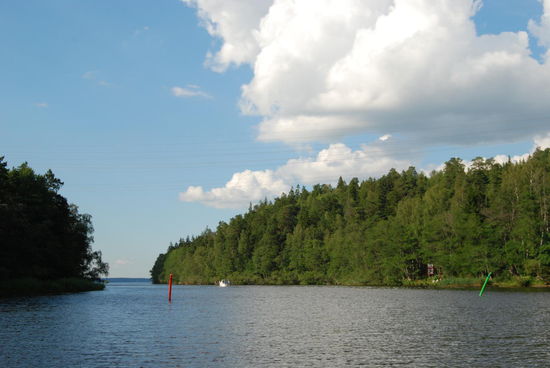 Durchfahrt Tärnsund, rechts Munkholmen