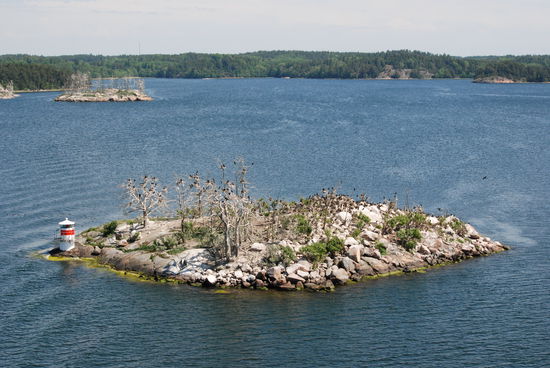 Kormoraninseln Ryssmasterna mit Leitfeuer