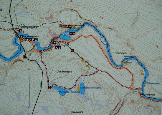 Informationstafel am Eingang, zuerst gingen wir zusammen den rot/grünen Weg, an der Gabelung ging Christa den grünen Weg weiter und Rainer den roten