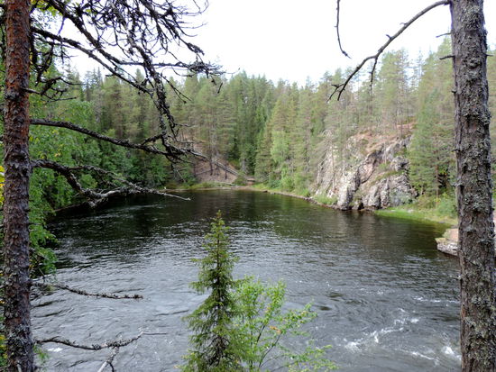 Christa hatte vom alten Weg aus einen schönen Ausblick über die Stromschnellen zum Rückweg der kleinen Bärenrunde