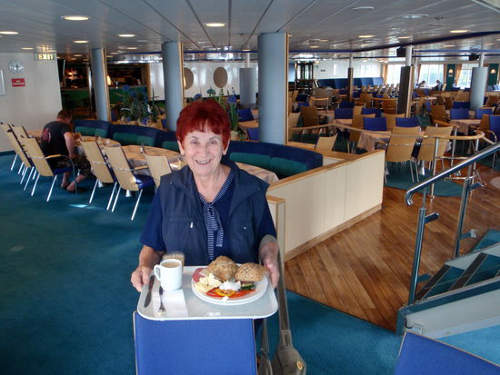 Frühstück im Speisesaal