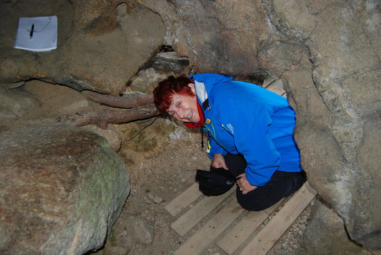 der Eingang der Höhle ist sehr eng