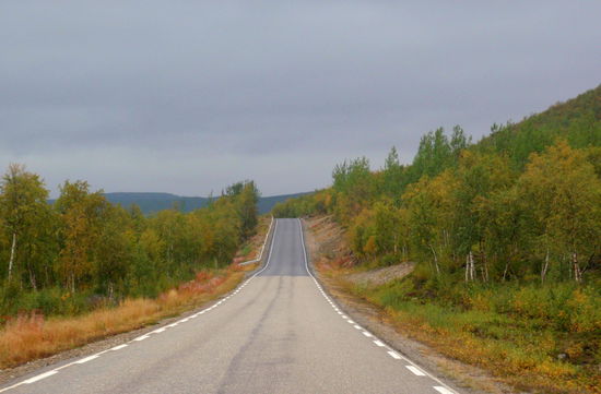 Fahrt auf der norwegischen Seite des Teno