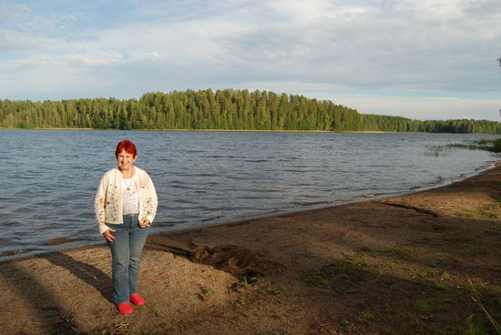 Christa mit ihrer neuen Jacke